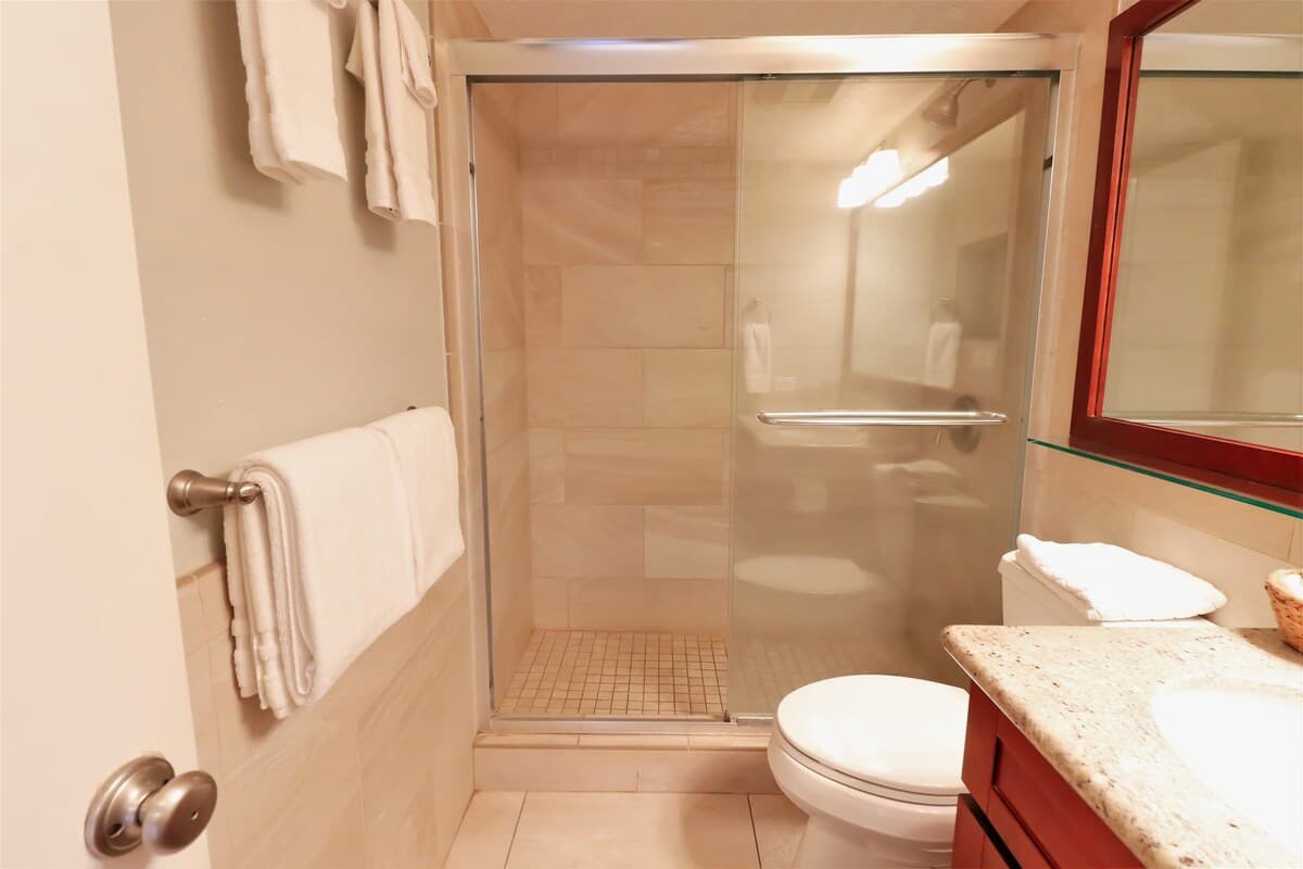 Home in Kihei · ★4.41 · 1 bedroom · 1 bed · 1 shared bath - Photo 4