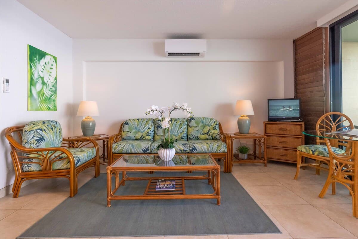Home in Kihei · ★4.87 · 1 bedroom · 1 bed · 1 shared bath - Photo 4