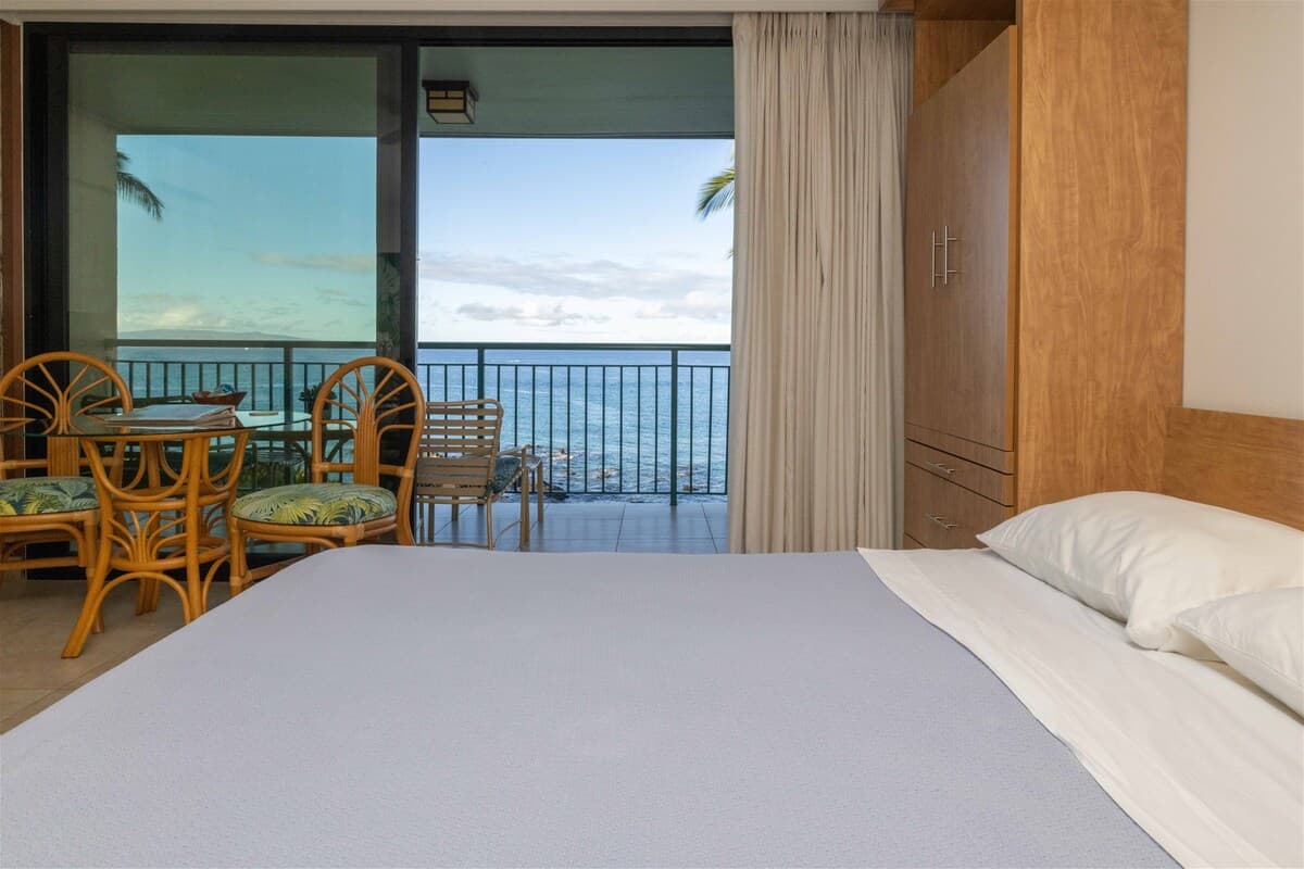 Home in Kihei · ★4.87 · 1 bedroom · 1 bed · 1 shared bath - Photo 5