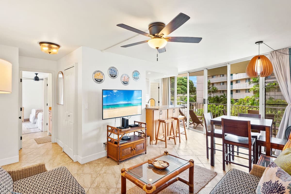 Condo in Kihei · ★5.0 · 2 bedrooms · 4 beds · 2 private baths - Photo 1