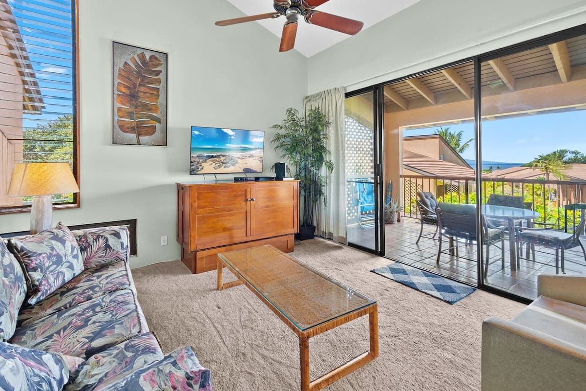 Condo in Kihei · ★5.0 · 1 bedroom · 1 bed · 2 baths - Photo 2