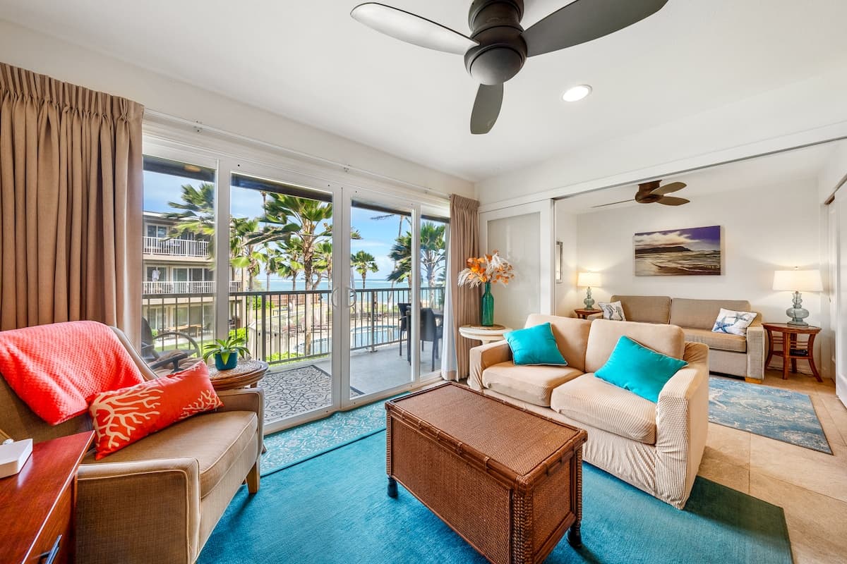 Condo in Kapaa · ★4.7 · 1 bedroom · 2 beds · 1 shared bath - Photo 3