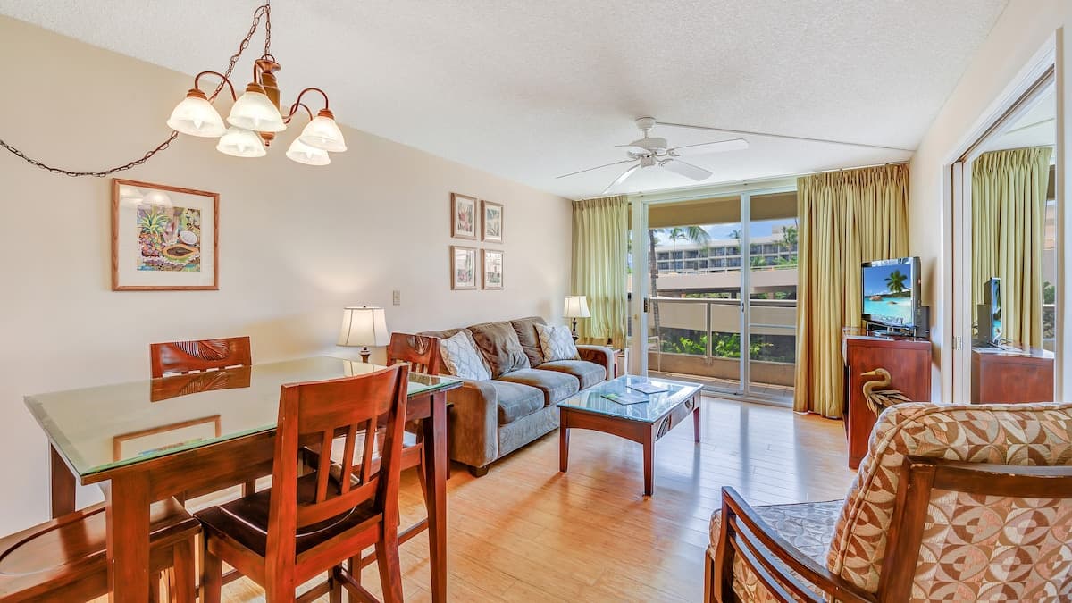 Condo in Kihei · ★5.0 · 1 bedroom · 2 beds · 2 private baths - Photo 1