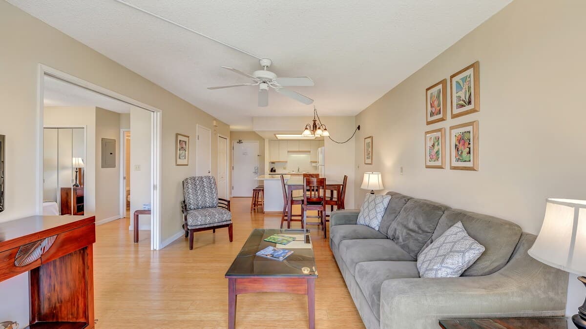 Condo in Kihei · ★5.0 · 1 bedroom · 2 beds · 2 private baths - Photo 4