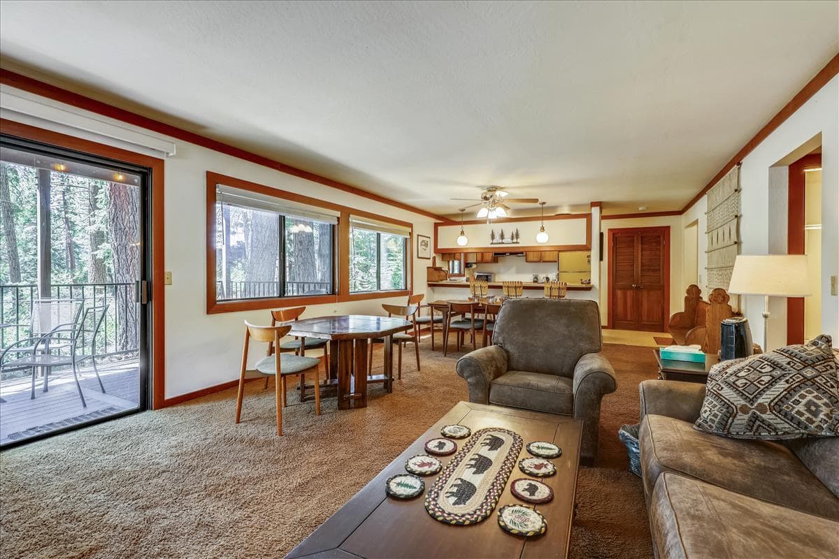 31-Night Stay Corner Unit w/ Fireplace & Pool - Photo 4