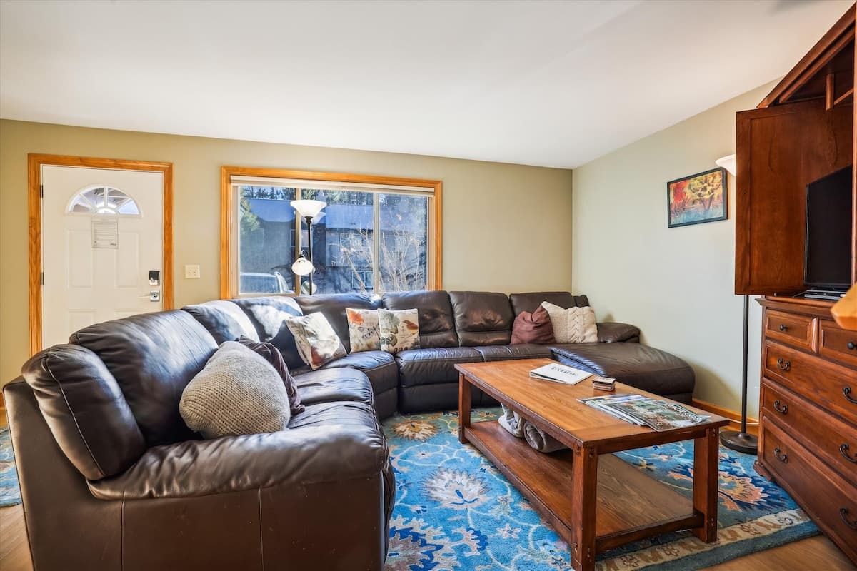 Remodeled Corner Condo Near Beach & Trails - Photo 3