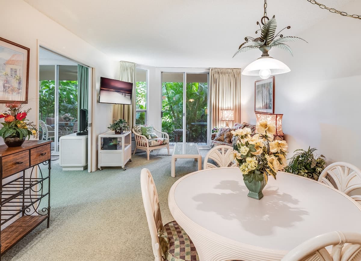 Condo in Kihei · ★4.5 · 1 bedroom · 2 beds · 1 shared bath - Photo 3