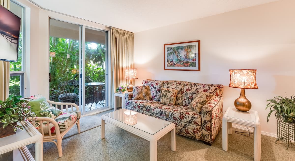 Condo in Kihei · ★4.5 · 1 bedroom · 2 beds · 1 shared bath - Photo 2
