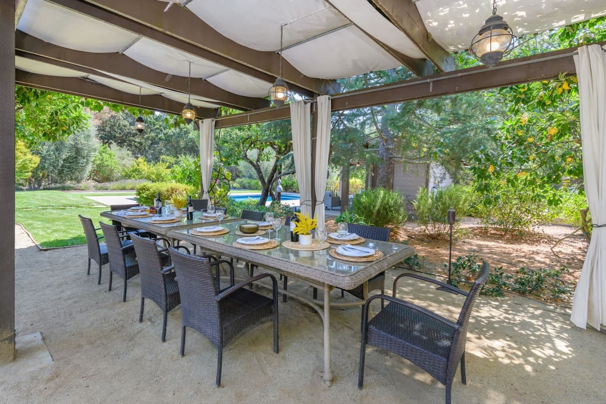 Private Wine Country Retreat with Pool & Hot Tub - Photo 4