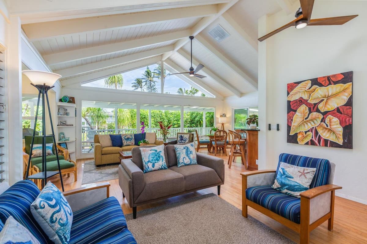 Hale Alealea Beach House, one house back from Kepu - Photo 1