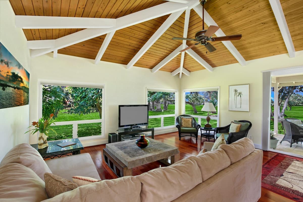 Home in Princeville · ★4.64 · 4 bedrooms · 5 beds · 3.5 private baths - Photo 4