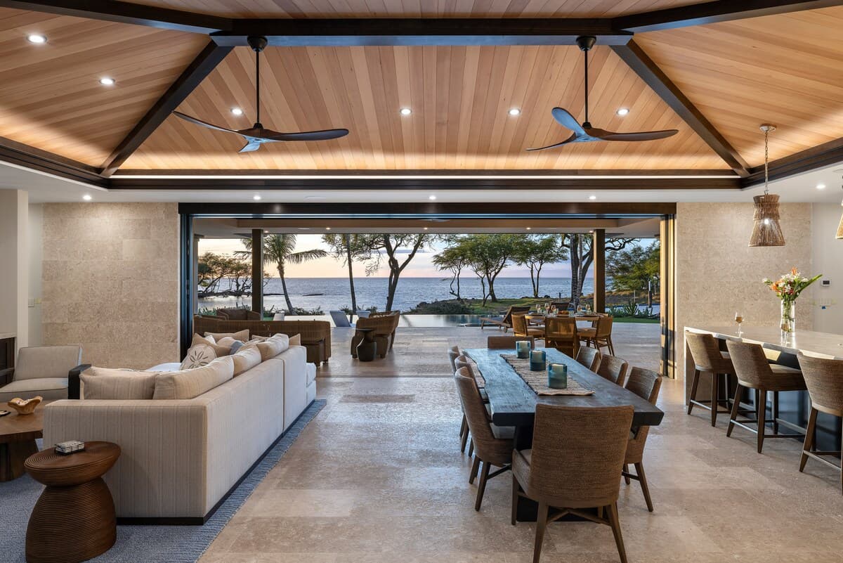 Home in Waimea · ★4.67 · 4 bedrooms · 5 beds · 4.5 baths - Photo 3