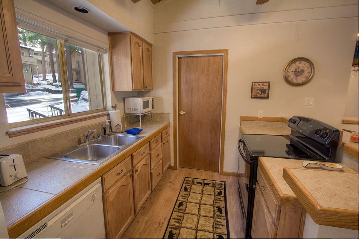 Home in Incline Village · 3 bedrooms · 4 beds · 2.5 private baths - Photo 2