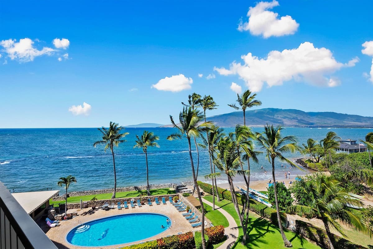Condo in Kihei · ★4.6 · 2 bedrooms · 4 beds · 2 private baths - Photo 1