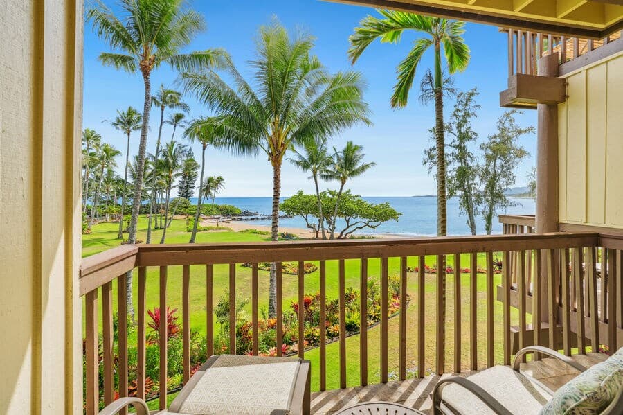 Condo in Kapaa · ★5.0 · 2 bedrooms · 2 beds · 2 baths - Photo 2