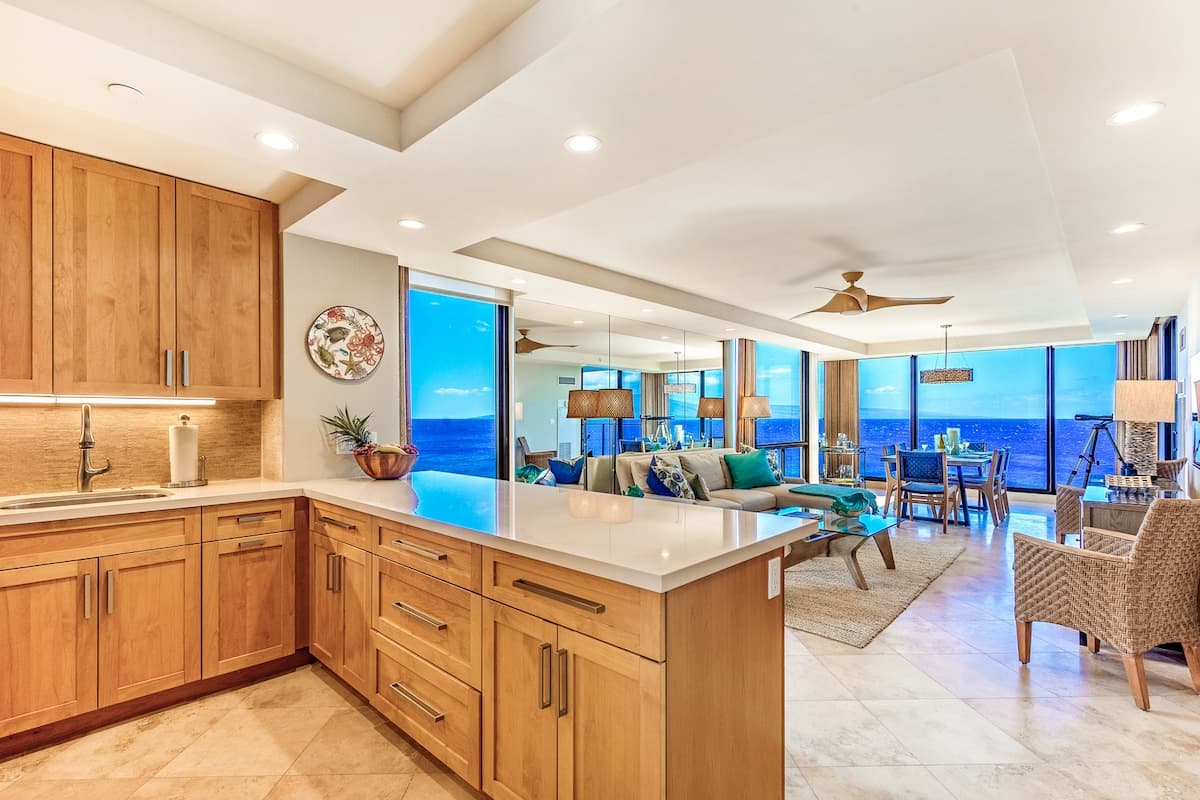 Mahana 1119 Summer Fun at Luxurious OceanFront 2BD - Photo 3