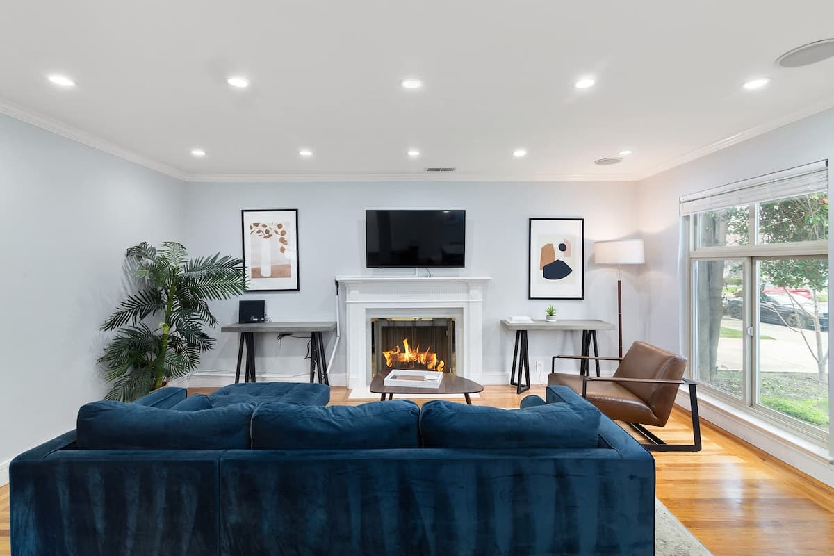 Silicon Valley Home Near FIFA 2026 Stadium - Photo 2