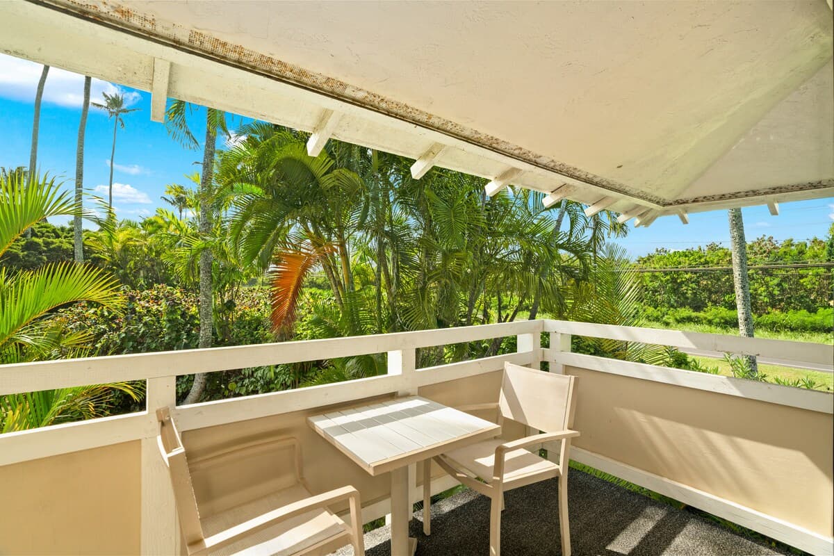 Condo in Kapaa · ★4.76 · 1 bedroom · 2 beds · 1 shared bath - Photo 2