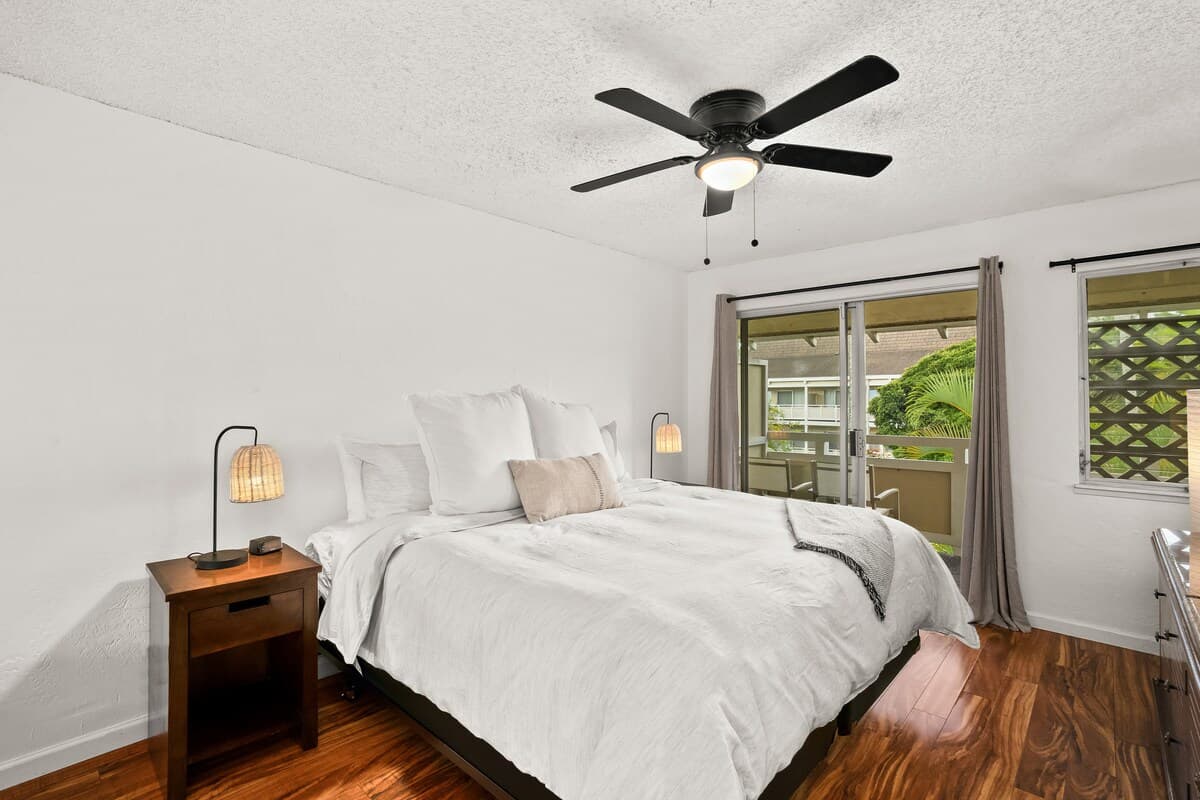 Condo in Kapaa · ★4.76 · 1 bedroom · 2 beds · 1 shared bath - Photo 3