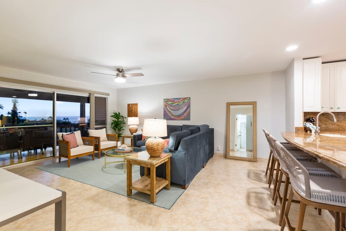 Beautiful Condo Great Special Rates! AC! - Photo 4