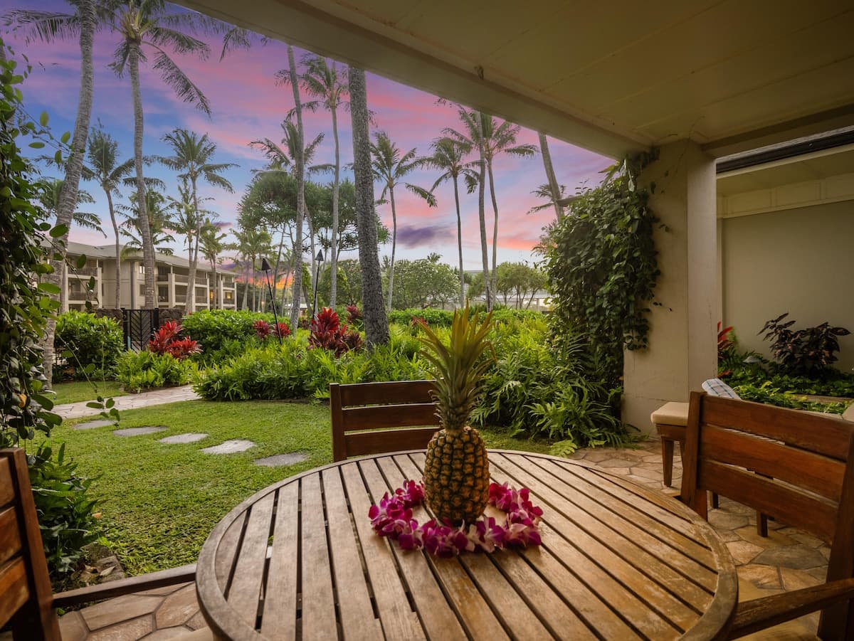 Villa in Kahuku · ★4.9 · 3 bedrooms · 4 beds · 2 private baths - Photo 2
