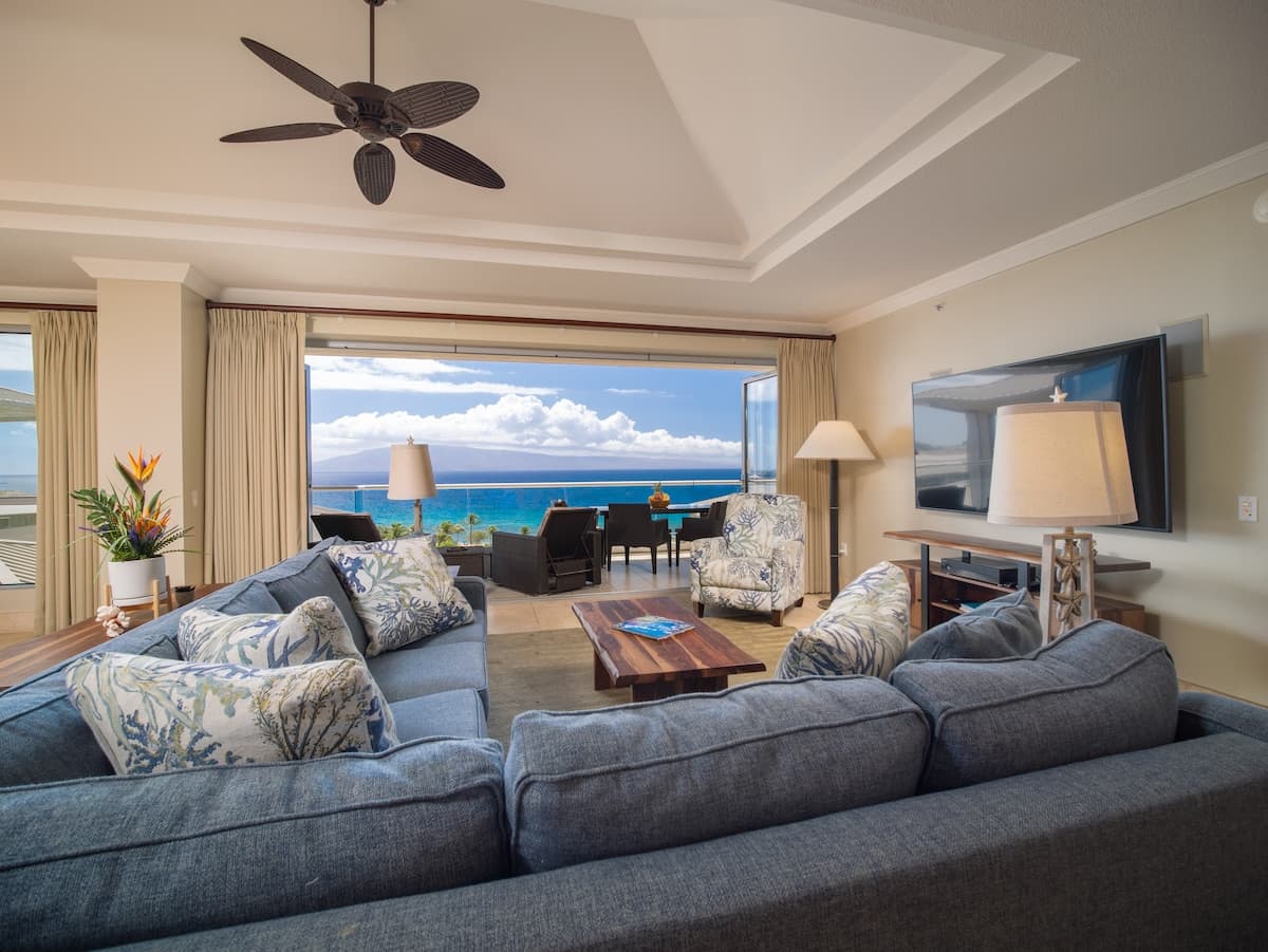 Penthouse Suite w/ Lanai & Grill Honua Kai K1025 - Photo 4
