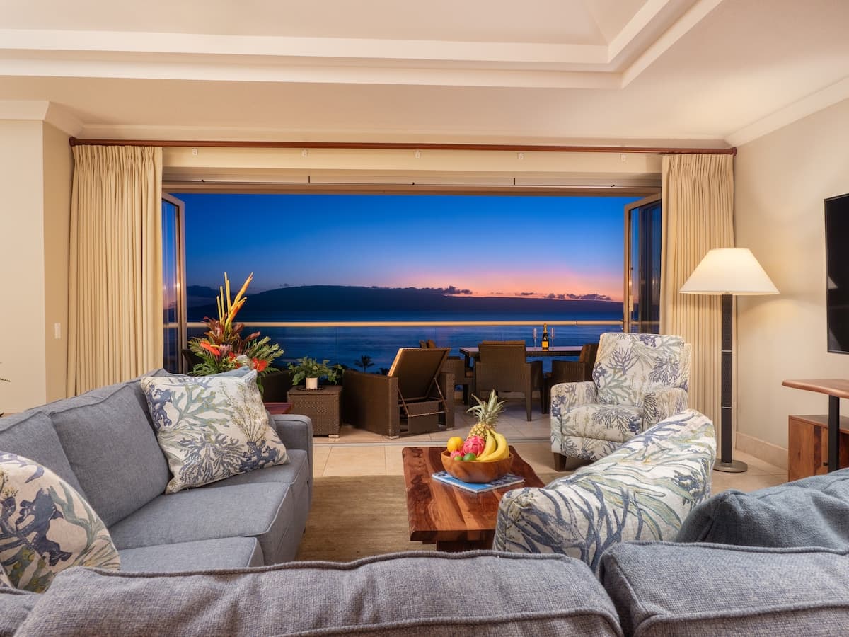 Penthouse Suite w/ Lanai & Grill Honua Kai K1025 - Photo 3