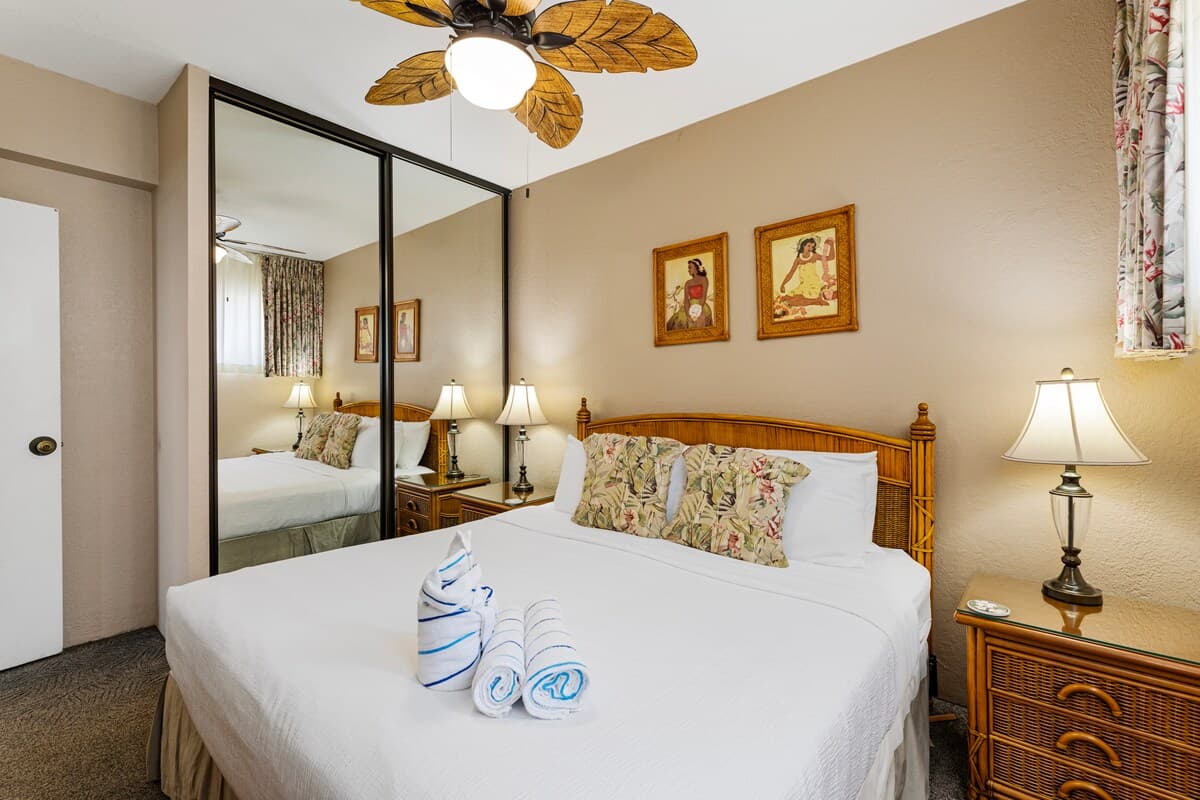 Home in Lahaina · ★4.95 · 3 bedrooms · 5 beds · 2 private baths - Photo 3