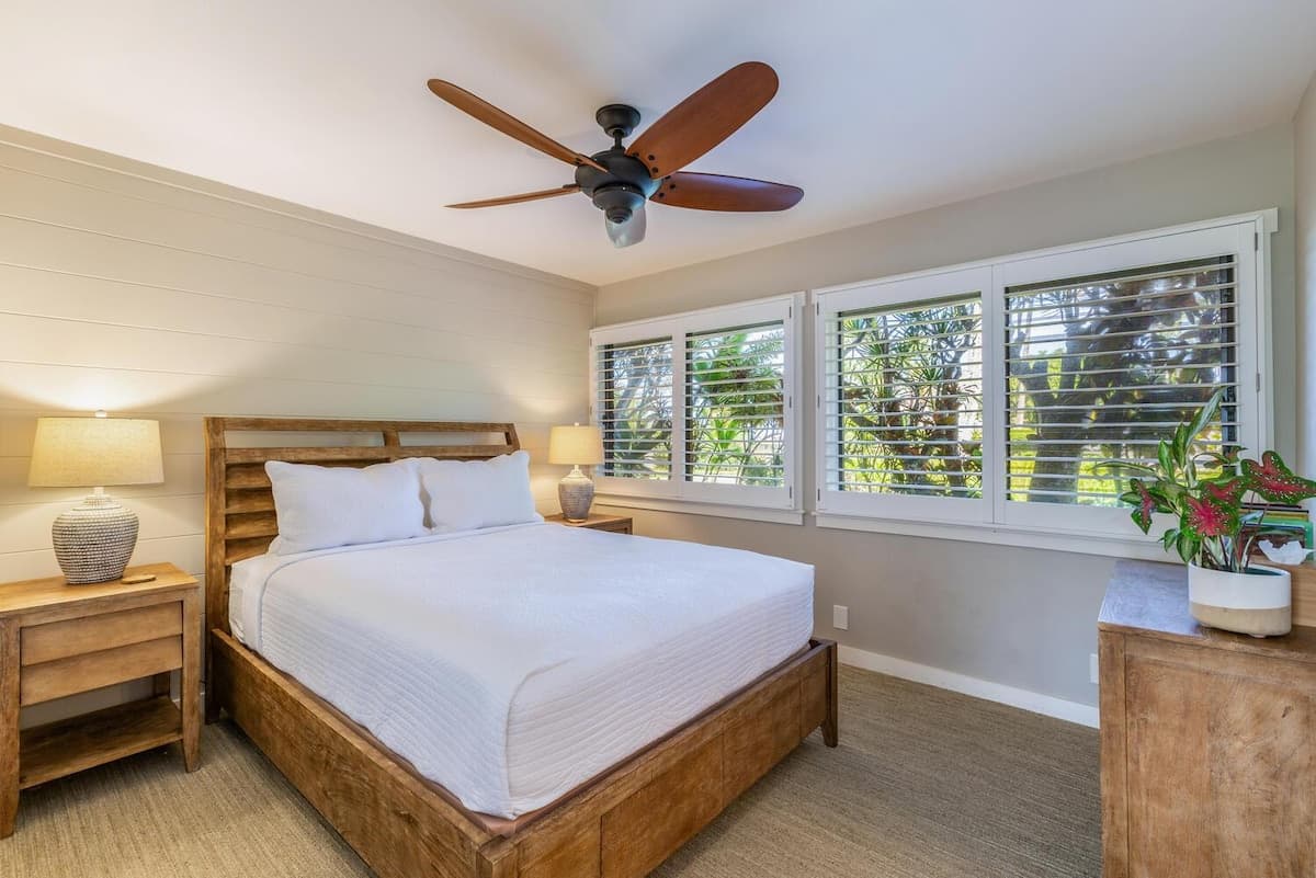 Condo in Princeville · ★4.85 · 2 bedrooms · 2 beds · 2 baths - Photo 4