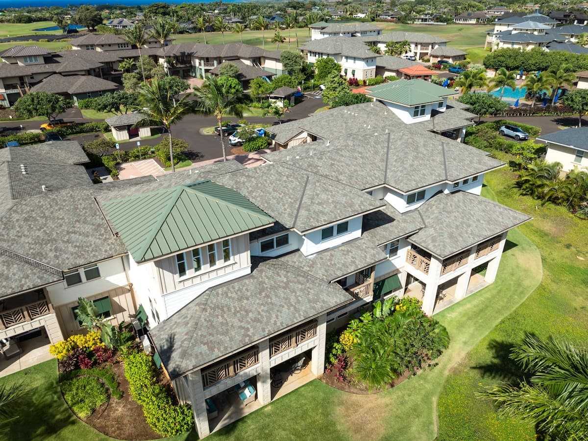 Townhouse in Koloa · ★4.89 · 2 bedrooms · 3 beds · 2.5 shared baths - Photo 4