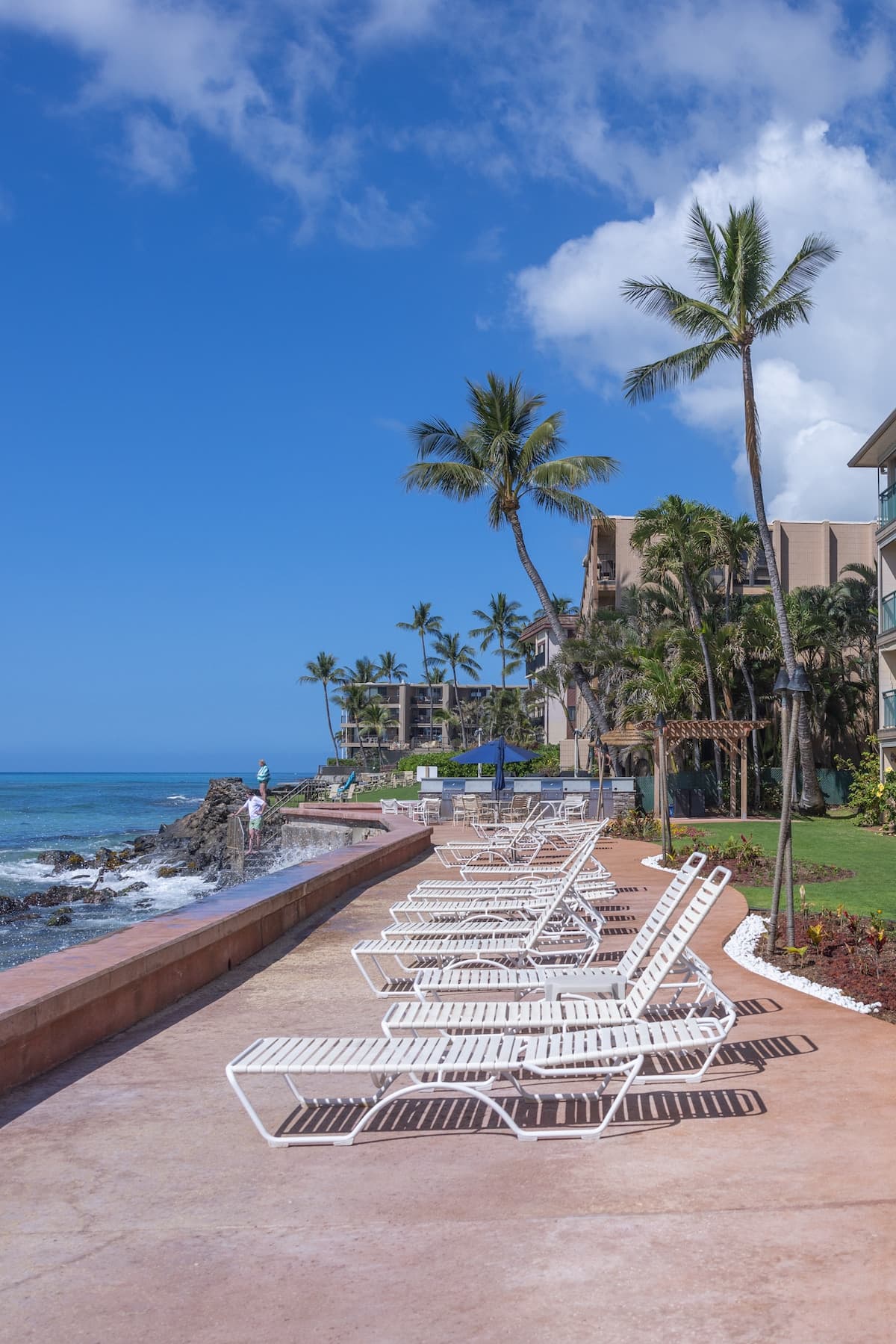 Condo in Lahaina · ★4.45 · 1 bedroom · 1 bed · 1 private bath - Photo 2