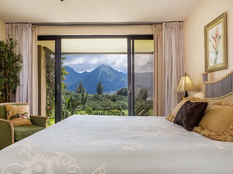 Condo in Princeville · ★4.62 · 2 bedrooms · 3 beds · 2 baths - Photo 5