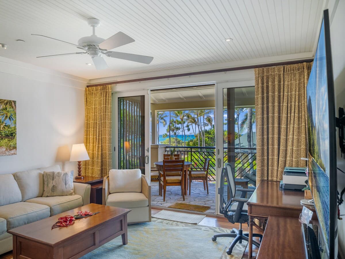 Villa in Kahuku · ★4.88 · 3 bedrooms · 4 beds · 2 private baths - Photo 4