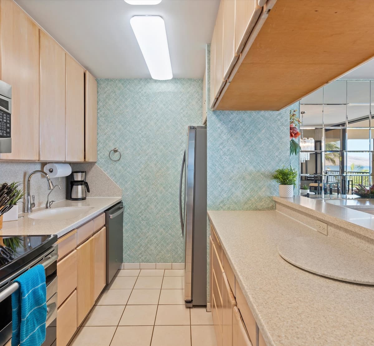 Condo in Kihei · ★4.5 · 2 bedrooms · 3 beds · 2 baths - Photo 4
