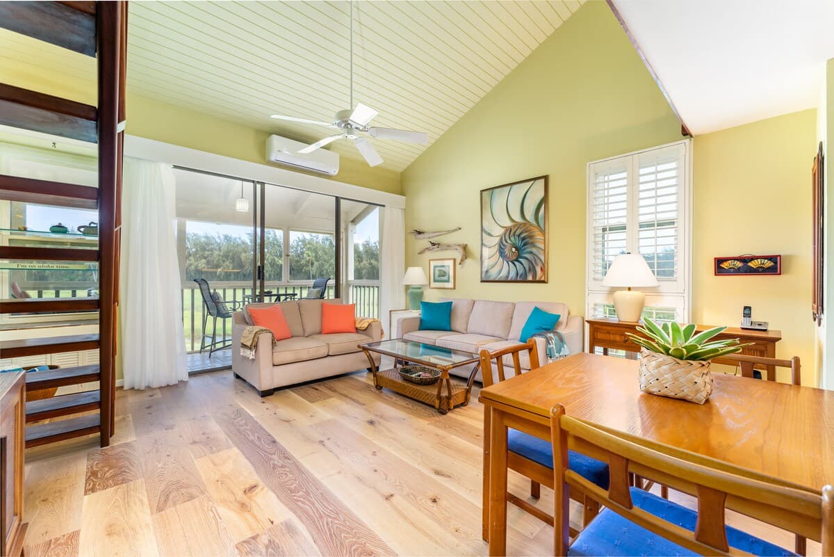 Condo in Kahuku · ★4.82 · 1 bedroom · 1 bed · 2 private baths - Photo 2