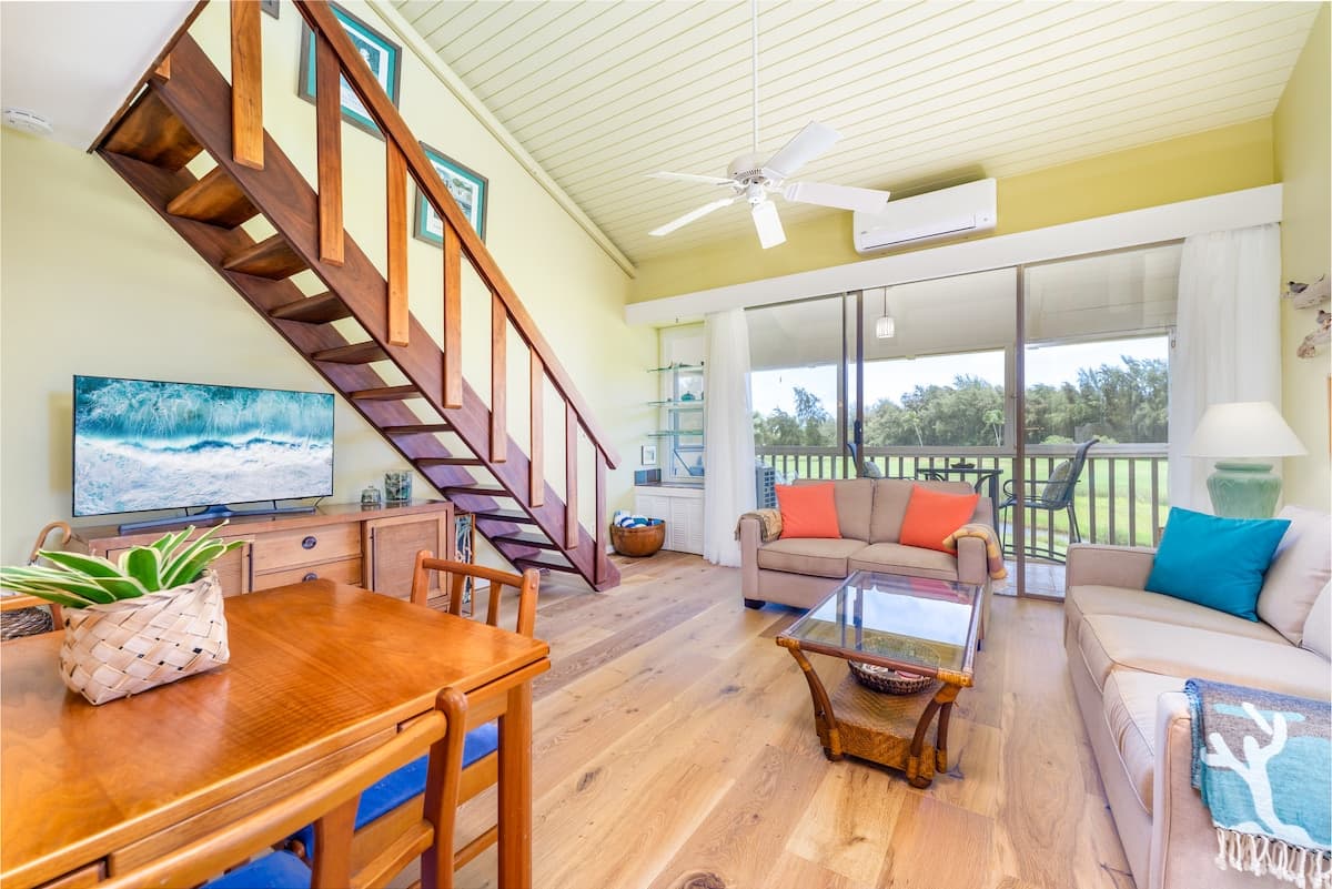 Condo in Kahuku · ★4.82 · 1 bedroom · 1 bed · 2 private baths - Photo 1