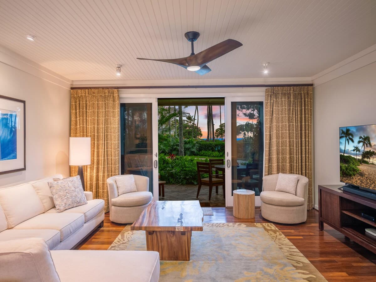 Villa in Kahuku · ★4.95 · 3 bedrooms · 4 beds · 2 private baths - Photo 5