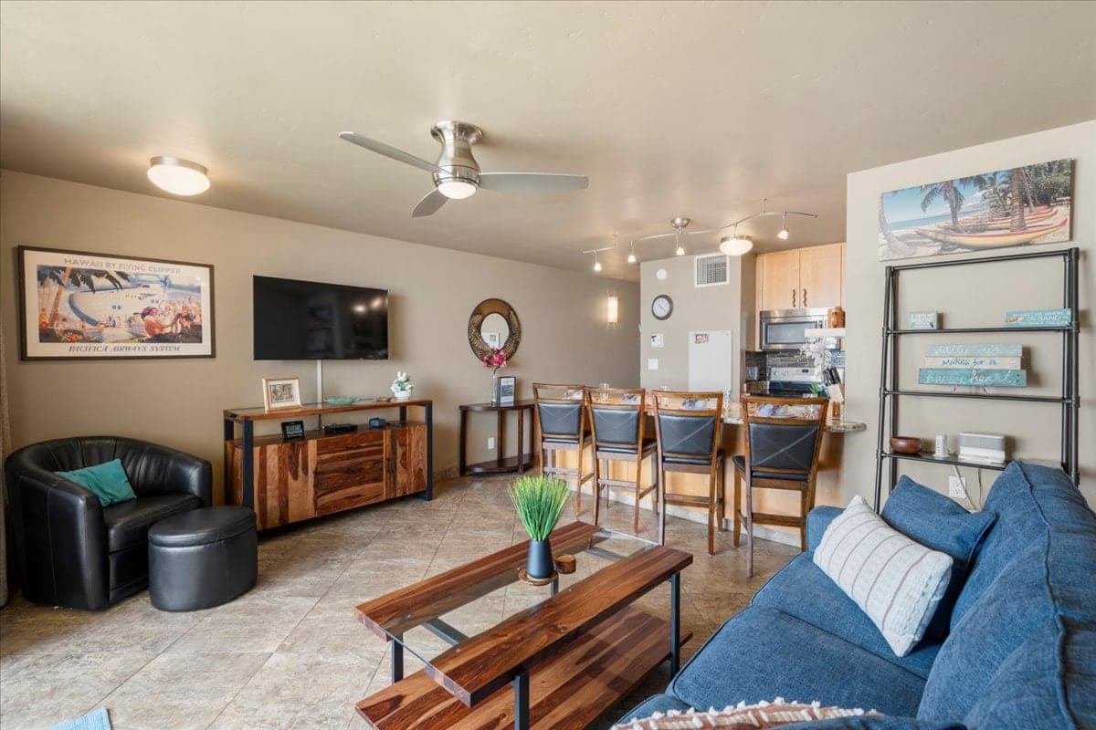 Condo in Kihei · ★5.0 · 1 bedroom · 2 beds · 1 private bath - Photo 5