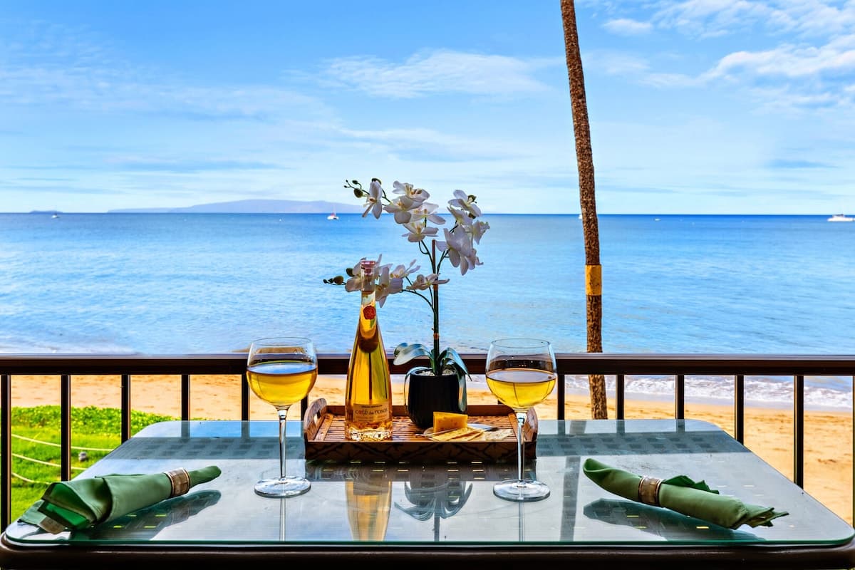 Condo in Kihei · ★5.0 · 1 bedroom · 2 beds · 1 private bath - Photo 1