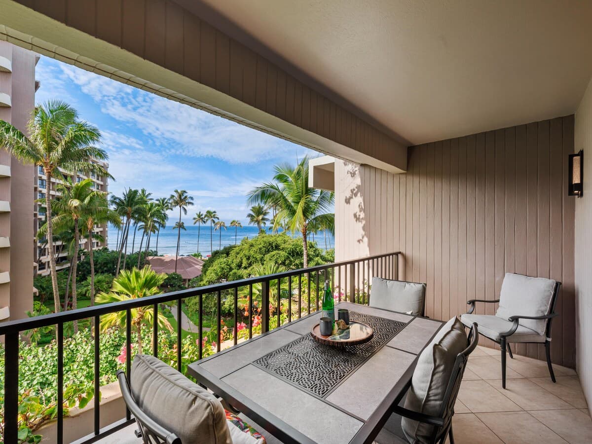Recently Renovated - Walk to Kaanapali Beach - Photo 5