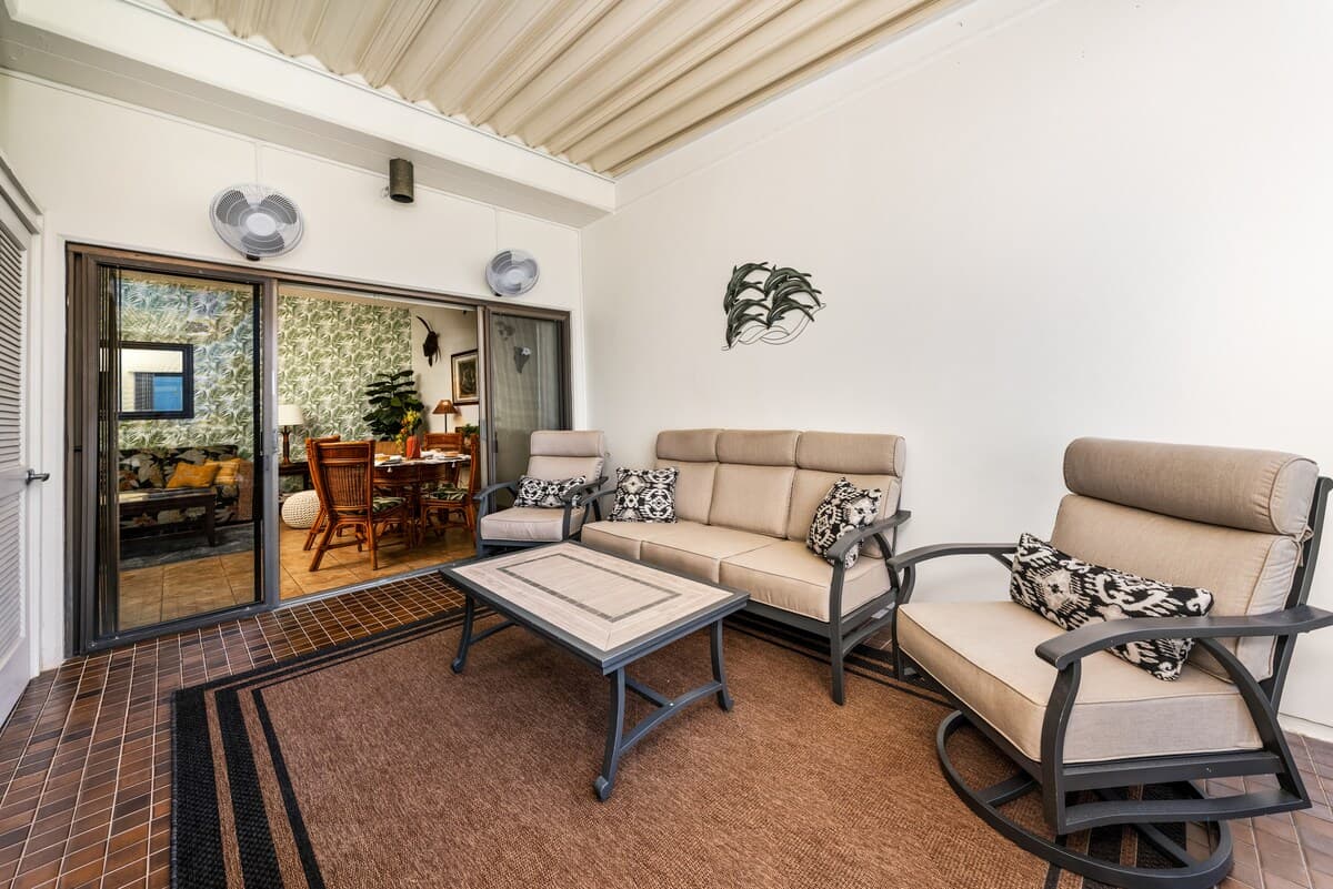 Condo in Kailua-Kona · ★4.78 · 1 bedroom · 2 beds · 1 bath - Photo 5