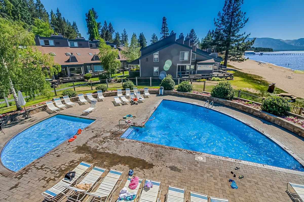 Lakeland Village Townhouse with Lake Views - Photo 2