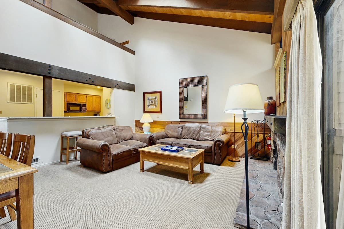 Lakeland Village Townhouse with Lake Views - Photo 4