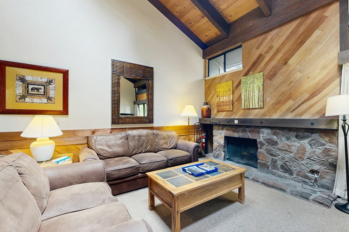 Lakeland Village Townhouse with Lake Views - Photo 5
