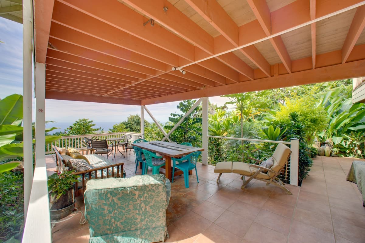 8 Mi to Magic Sands Beach: Tranquil Home w/ Lanai! - Photo 1