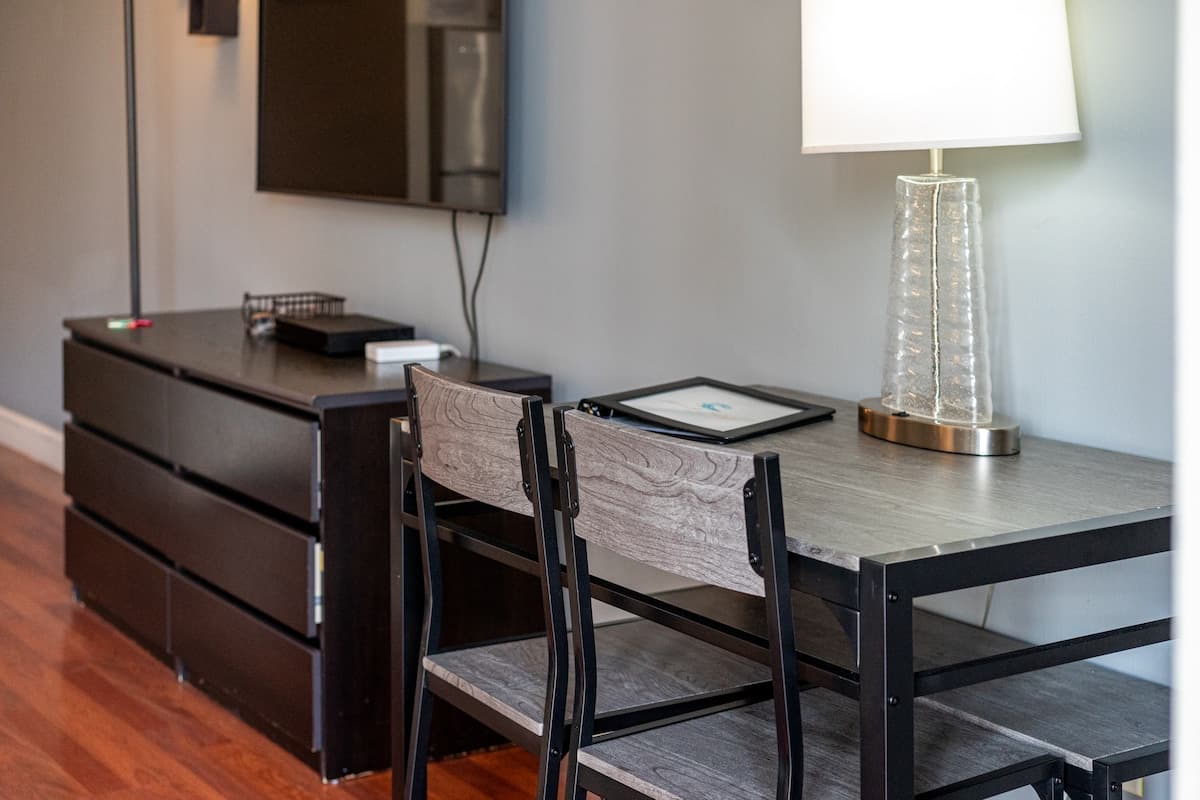 Cozy Studio In Heart Of Waikiki - Free Parking - Photo 2