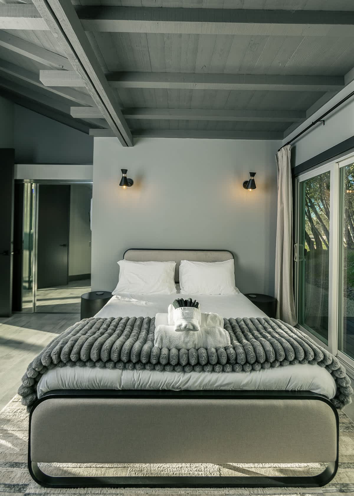 La Cava Sonoma's Thoughtfully Designed Retreat - Photo 3
