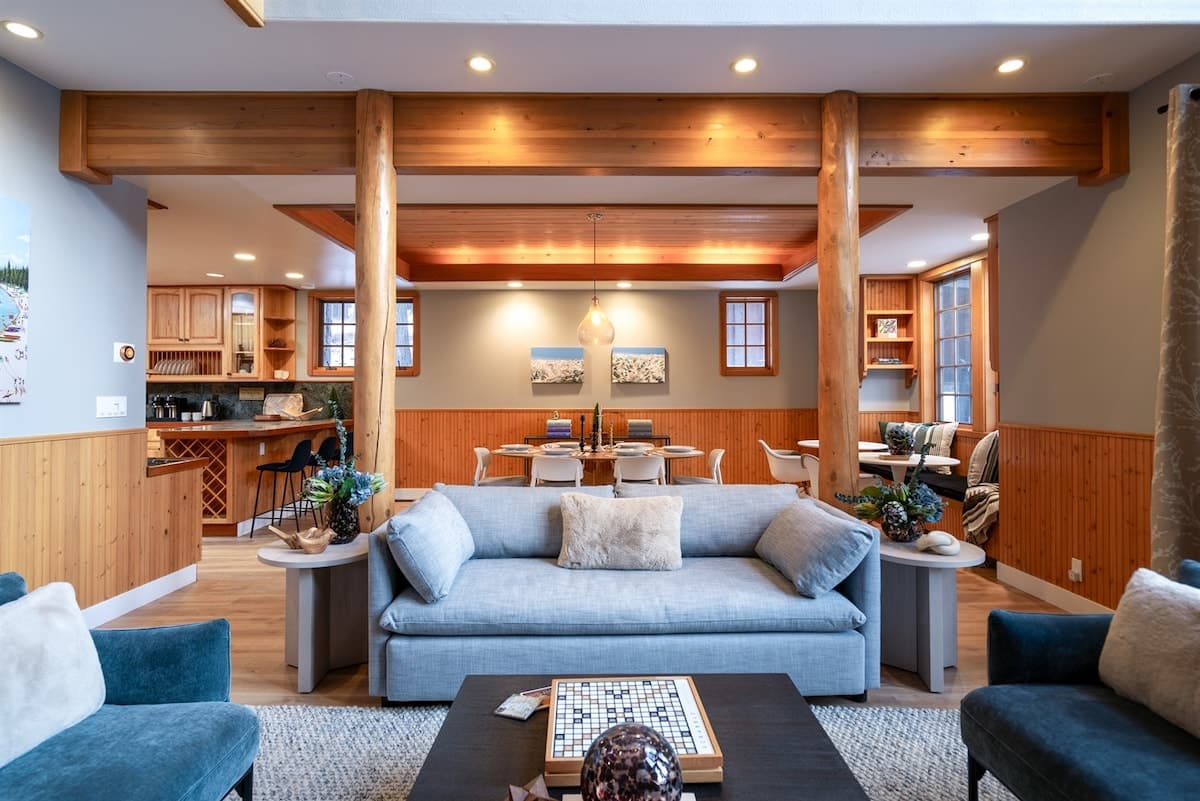 Helios Alpine Retreat with Hot Tub & EV Charger - Photo 4