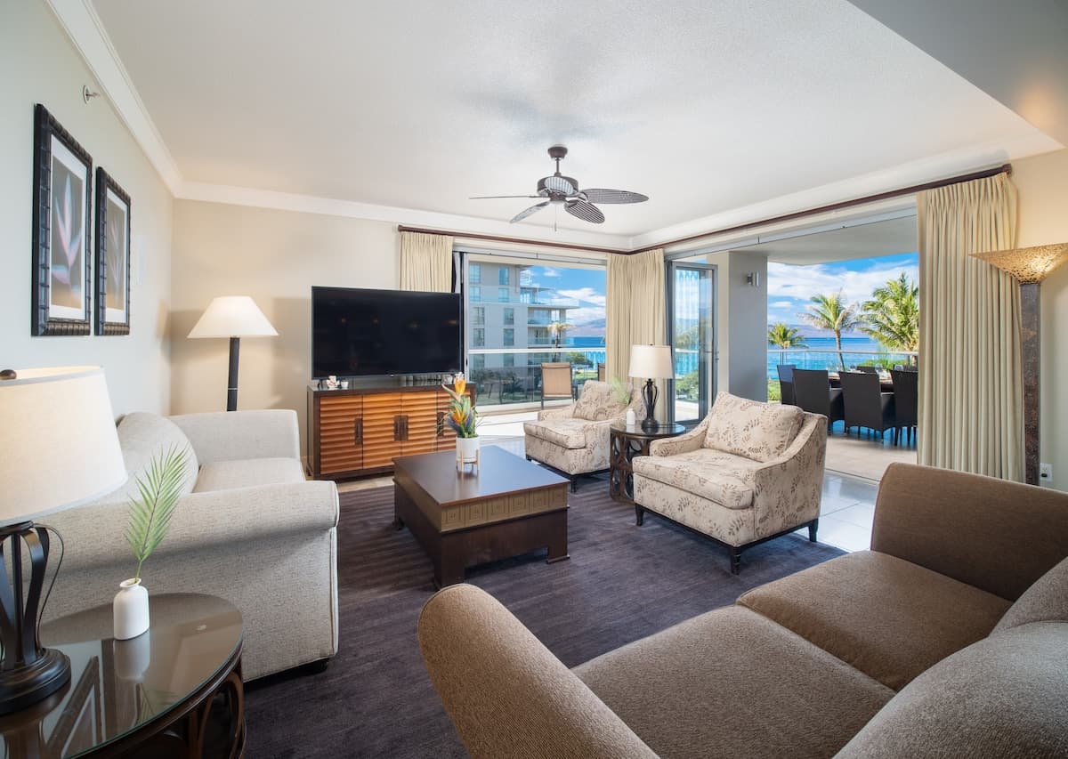 Home in Lahaina · ★4.73 · 3 bedrooms · 4 beds · 3 baths - Photo 2