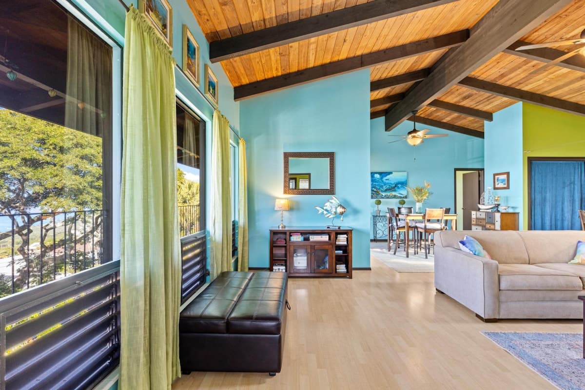 Home in Kailua-Kona · ★4.76 · 2 bedrooms · 3 beds · 2 baths - Photo 2